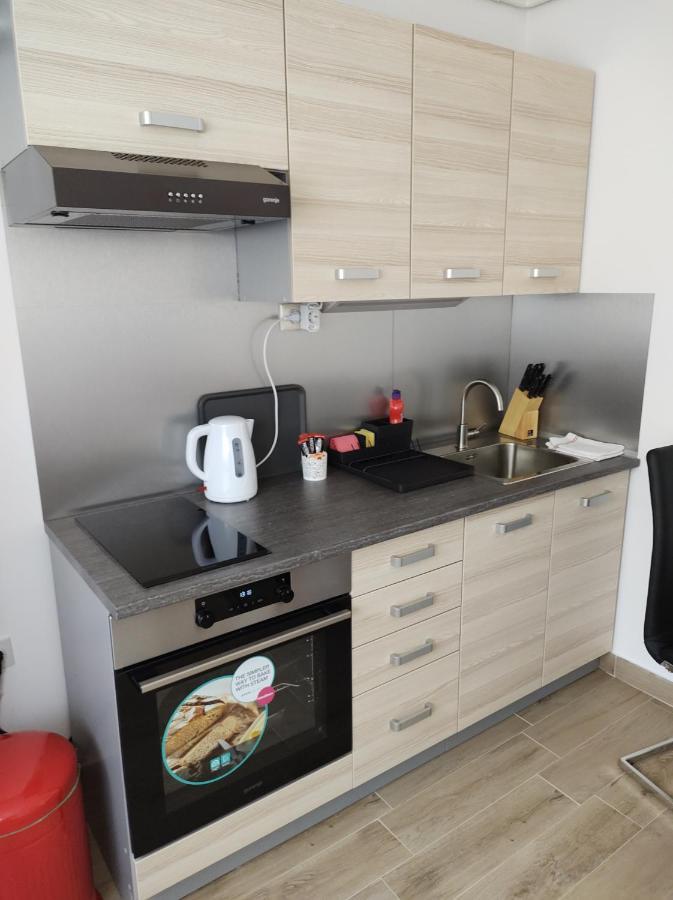 Happy Apartment Карловац Экстерьер фото